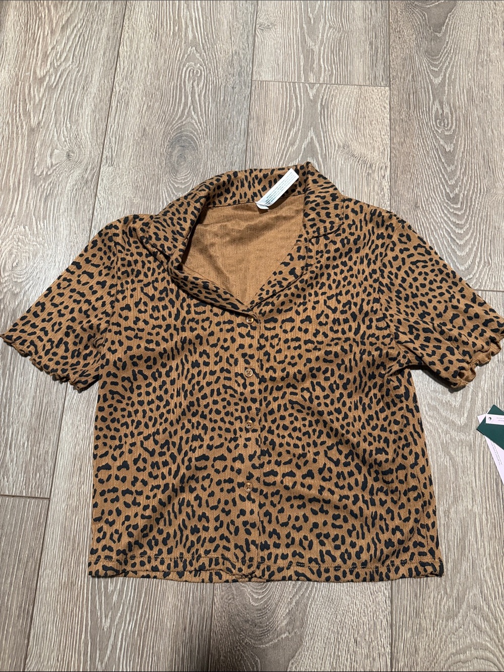wild fable Tan and Black Leopard Print Short Sleeve Button-Up Top